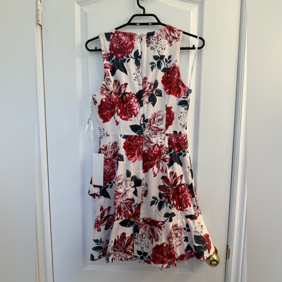 Ever New Floral Sleeveless Dress - Red and White - Picture 5 of 8